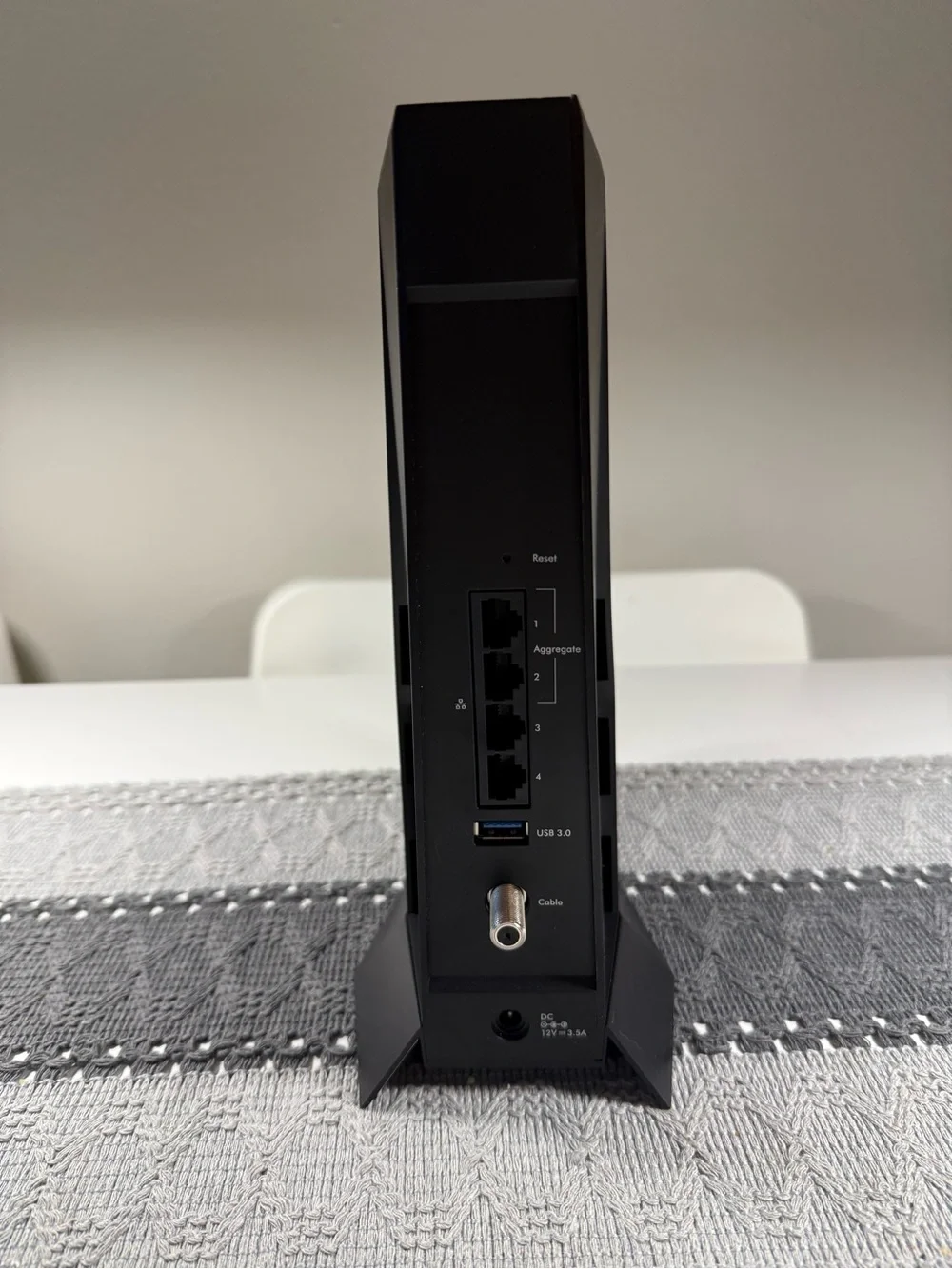 NETGEAR Nighthawk AX6 Model CAX30 | AX2700 Wifi Cable Modem Router w/Cord.Tested - Picture 3 of 4